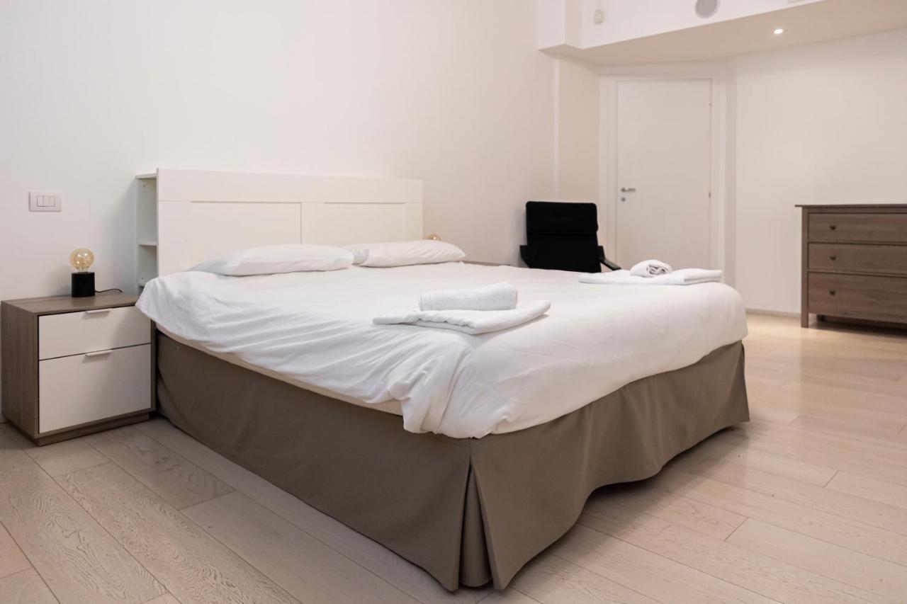 Elegante E Spazioso Quadrilocale In Porta Venezia Μιλάνο Εξωτερικό φωτογραφία