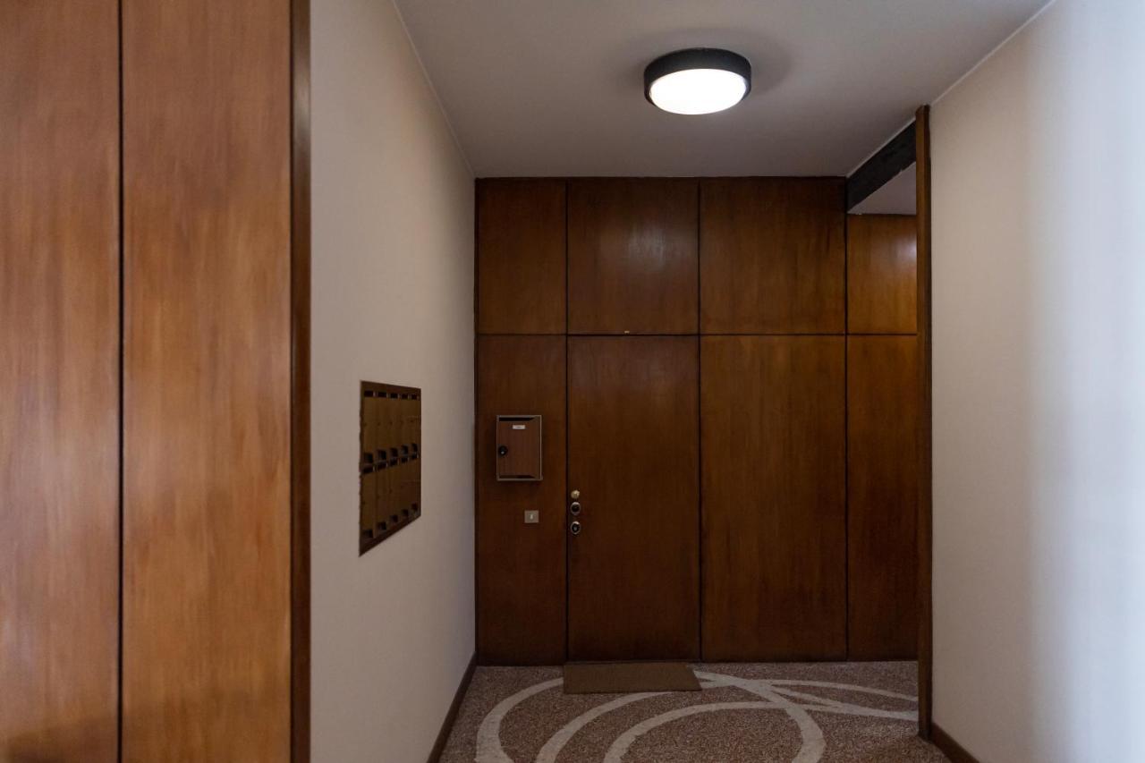 Elegante E Spazioso Quadrilocale In Porta Venezia Μιλάνο Εξωτερικό φωτογραφία